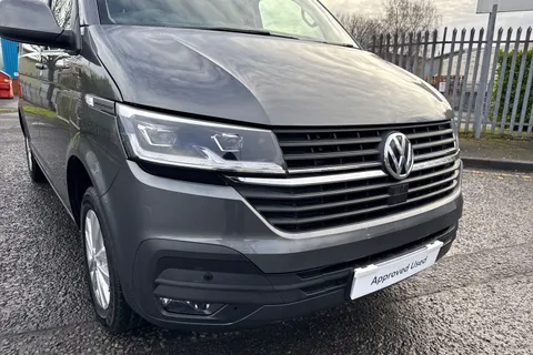 PN23VJX Volkswagen Transporter 2.0 TDI 150 Highline Van Thumbnail #9