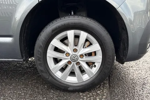 PN23VJX Volkswagen Transporter 2.0 TDI 150 Highline Van Thumbnail #10