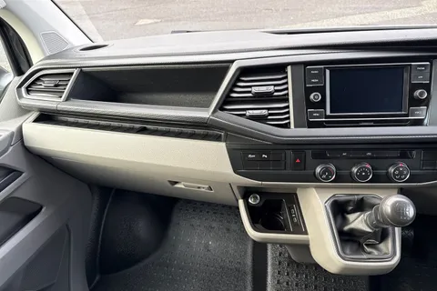 PN23VJX Volkswagen Transporter 2.0 TDI 150 Highline Van Thumbnail #20