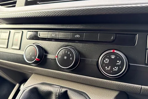 PN23VJX Volkswagen Transporter 2.0 TDI 150 Highline Van Thumbnail #22