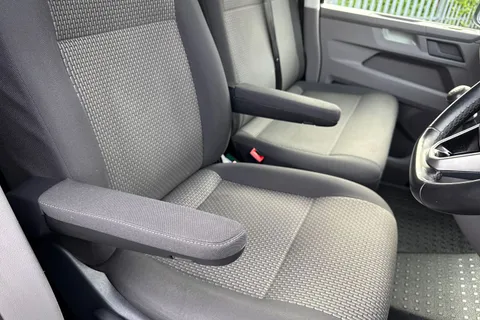 PN23VJX Volkswagen Transporter 2.0 TDI 150 Highline Van Thumbnail #33