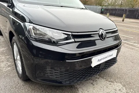 PE75UZH Volkswagen Caddy C20 Cargo Commerce Pro Maxi 150 PS 1.5 TSI eHybrid 6sp DSG Thumbnail #9