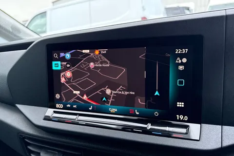 PE75UZH Volkswagen Caddy C20 Cargo Commerce Pro Maxi 150 PS 1.5 TSI eHybrid 6sp DSG Thumbnail #17