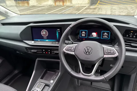 PE75UZH Volkswagen Caddy C20 Cargo Commerce Pro Maxi 150 PS 1.5 TSI eHybrid 6sp DSG Thumbnail #18