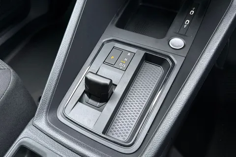 PE75UZH Volkswagen Caddy C20 Cargo Commerce Pro Maxi 150 PS 1.5 TSI eHybrid 6sp DSG Thumbnail #23