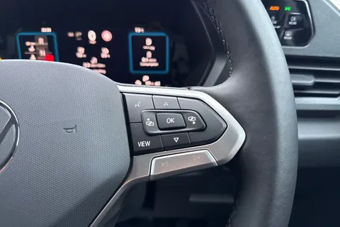 PE75UZH Volkswagen Caddy C20 Cargo Commerce Pro Maxi 150 PS 1.5 TSI eHybrid 6sp DSG Thumbnail #27