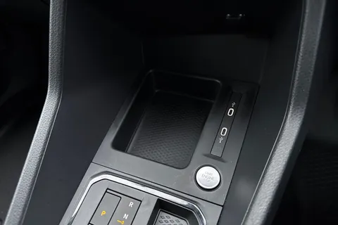 PE75UZH Volkswagen Caddy C20 Cargo Commerce Pro Maxi 150 PS 1.5 TSI eHybrid 6sp DSG Thumbnail #29