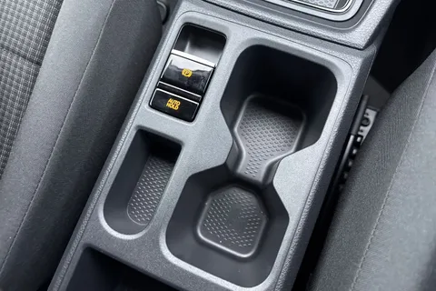 PE75UZH Volkswagen Caddy C20 Cargo Commerce Pro Maxi 150 PS 1.5 TSI eHybrid 6sp DSG Thumbnail #30