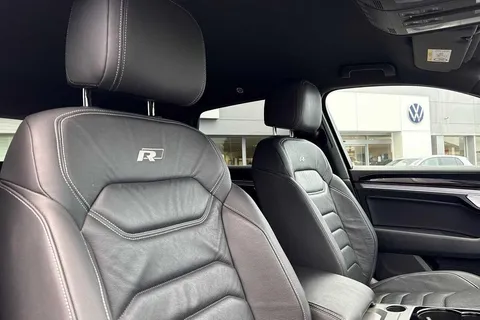 DG18TXS Volkswagen Touareg 3.0 V6 TDI 4Motion R-Line 5dr Tip Auto Thumbnail #22