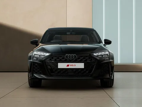 Audi RS 3 2.5 TFSI Carbon Vorsprung S Tronic quattro Euro 6 (s/s) 4dr Thumbnail #5