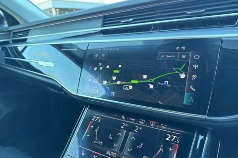 KY74EKC Audi A8 L  Sport 60 TFSI e quattro 462 PS tiptronic Thumbnail #17