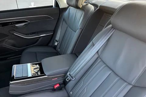 KY74EKC Audi A8 L  Sport 60 TFSI e quattro 462 PS tiptronic Thumbnail #19