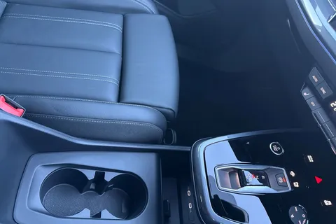 KO74PNL Audi Q4 e-tron Q4  Black Edition 45 e-tron   kW Thumbnail #23