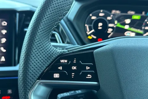 KO74PNL Audi Q4 e-tron Q4  Black Edition 45 e-tron   kW Thumbnail #27