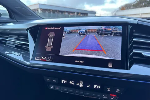 KO74PNL Audi Q4 e-tron Q4  Black Edition 45 e-tron   kW Thumbnail #32