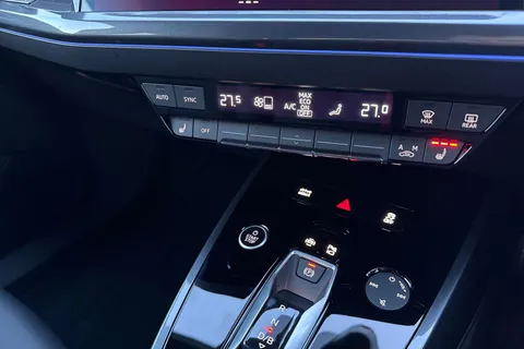 KO74PNL Audi Q4 e-tron Q4  Black Edition 45 e-tron   kW Thumbnail #53