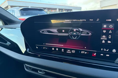 KJ25WHG Audi A5 Avant S line TFSI  204 PS S tronic Thumbnail #37