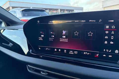 KJ25WHG Audi A5 Avant S line TFSI  204 PS S tronic Thumbnail #39