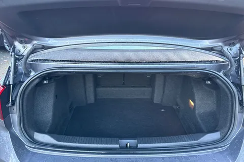 AF70UTL Volkswagen T-Roc 1.5 TSI R-Line 2dr DSG | Heated Seats | Beats Audio Thumbnail #6