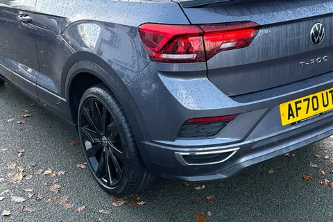 AF70UTL Volkswagen T-Roc 1.5 TSI R-Line 2dr DSG | Heated Seats | Beats Audio Thumbnail #7