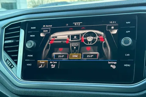 AF70UTL Volkswagen T-Roc 1.5 TSI R-Line 2dr DSG | Heated Seats | Beats Audio Thumbnail #21