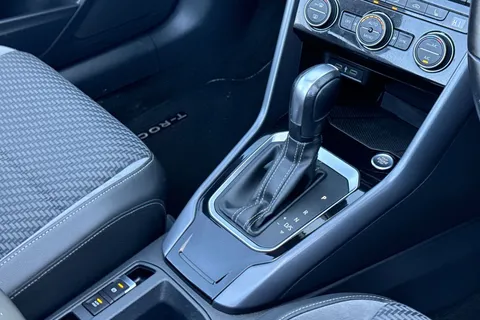 AF70UTL Volkswagen T-Roc 1.5 TSI R-Line 2dr DSG | Heated Seats | Beats Audio Thumbnail #22