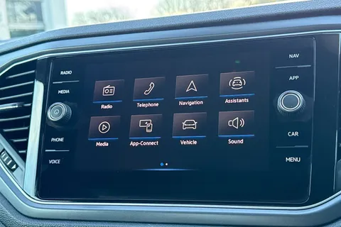 AF70UTL Volkswagen T-Roc 1.5 TSI R-Line 2dr DSG | Heated Seats | Beats Audio Thumbnail #26