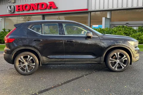 LO70OXW Volvo Xc40 2.0 B4P Inscription Pro 5dr Auto Thumbnail #4