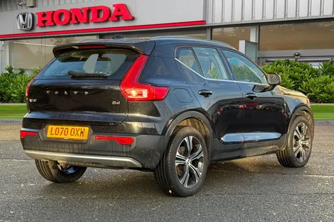 LO70OXW Volvo Xc40 2.0 B4P Inscription Pro 5dr Auto Thumbnail #8