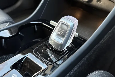 LO70OXW Volvo Xc40 2.0 B4P Inscription Pro 5dr Auto Thumbnail #22