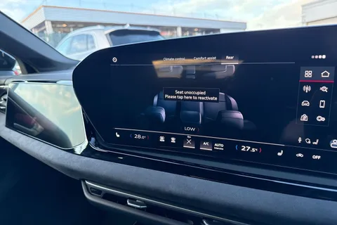 KM25BKX Audi A5 Avant Edition 1 TFSI  204 PS S tronic Thumbnail #48