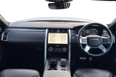 10 of 50 for Land Rover Discovery 3.0 D300 Dynamic HSE 5dr