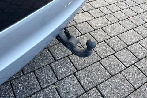 31 of 50 for Land Rover Discovery 3.0 D300 Dynamic HSE 5dr