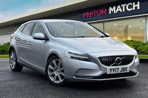 YY17JBX Volvo V40 2.0 D2 Inscription Euro 6 (s/s) 5dr Thumbnail #2