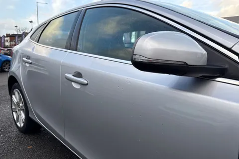 YY17JBX Volvo V40 2.0 D2 Inscription Euro 6 (s/s) 5dr Thumbnail #27