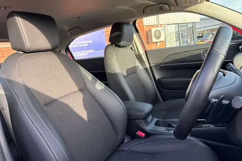 KJ24VZN Honda HR-V 1.5 eHEV Advance 5dr CVT Thumbnail #24