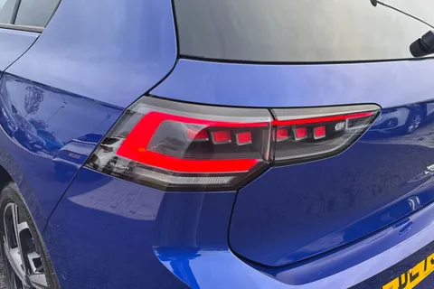 DE75GUF Volkswagen Golf 2.0 TSI 333 R 4Motion 5dr DSG Thumbnail #9