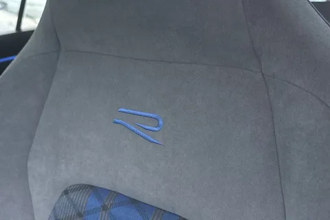 DE75GUF Volkswagen Golf 2.0 TSI 333 R 4Motion 5dr DSG Thumbnail #34