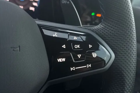 DE75GUF Volkswagen Golf 2.0 TSI 333 R 4Motion 5dr DSG Thumbnail #36