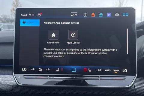 DE75GUF Volkswagen Golf 2.0 TSI 333 R 4Motion 5dr DSG Thumbnail #41