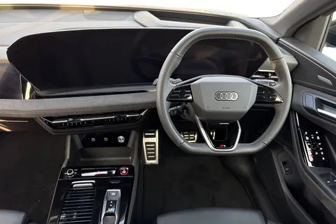 KS74PSO Audi Sq6 E-Tron SQ6 SUV Edition 1 e-tron 360,00 kW Thumbnail #17