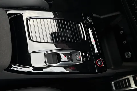 KS74PSO Audi Sq6 E-Tron SQ6 SUV Edition 1 e-tron 360,00 kW Thumbnail #22