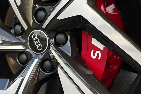 KS74PSO Audi Sq6 E-Tron SQ6 SUV Edition 1 e-tron 360,00 kW Thumbnail #26