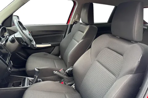 PE69DNY Suzuki Swift 1.2 Dualjet Attitude Euro 6 (s/s) 5dr Thumbnail #16