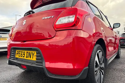 PE69DNY Suzuki Swift 1.2 Dualjet Attitude Euro 6 (s/s) 5dr Thumbnail #31