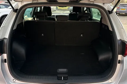 DS20OHH Kia Sportage 1.6 GDi ISG 2 5dr Thumbnail #9