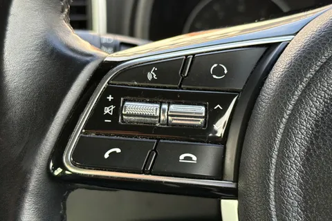 DS20OHH Kia Sportage 1.6 GDi ISG 2 5dr Thumbnail #38