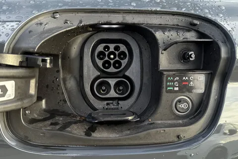 KT74WKD Audi Sq6 E-Tron SQ6 SUV Edition 1 e-tron  360,00 kW Thumbnail #26