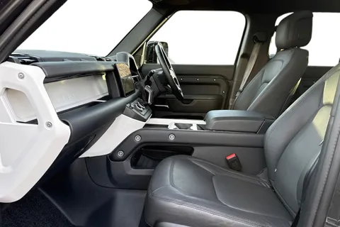 KW74HKH Land Rover Defender 110 3.0 D350 X-Dynamic HSE 5dr Thumbnail #4