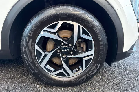 AK72KUC Kia Sportage 1.6 T-GDi 2 Euro 6 (s/s) 5dr Thumbnail #13